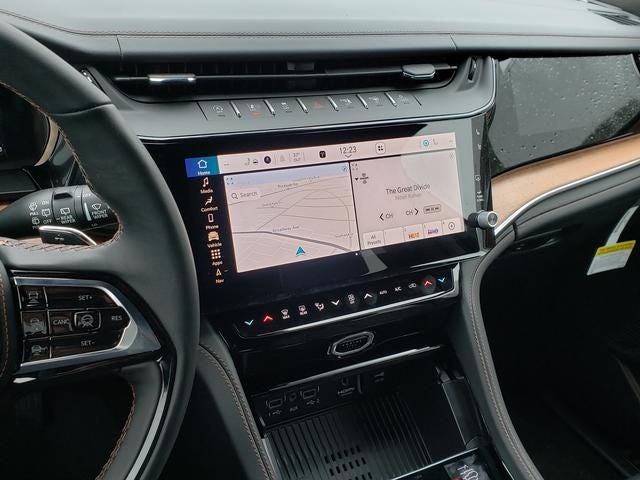 2026 Jeep Grand Cherokee GRAND CHEROKEE SUMMIT 4X4