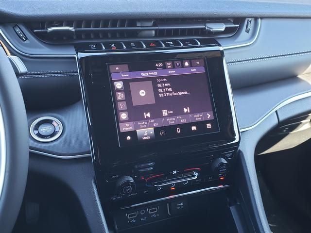 2025 Jeep Grand Cherokee GRAND CHEROKEE L LAREDO X 4X4