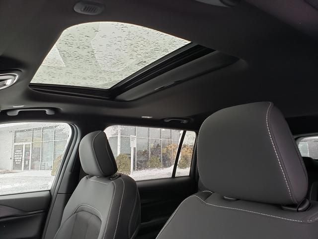 2025 Jeep Grand Cherokee GRAND CHEROKEE L LAREDO X 4X4