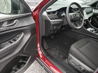 2025 Jeep Grand Cherokee GRAND CHEROKEE L LAREDO X 4X4