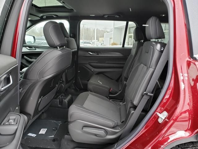 2025 Jeep Grand Cherokee GRAND CHEROKEE L LAREDO X 4X4