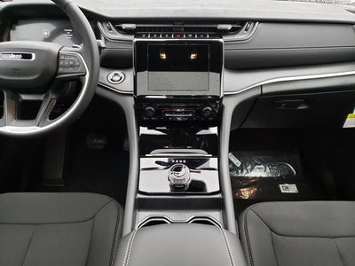 2025 Jeep Grand Cherokee GRAND CHEROKEE L LAREDO X 4X4