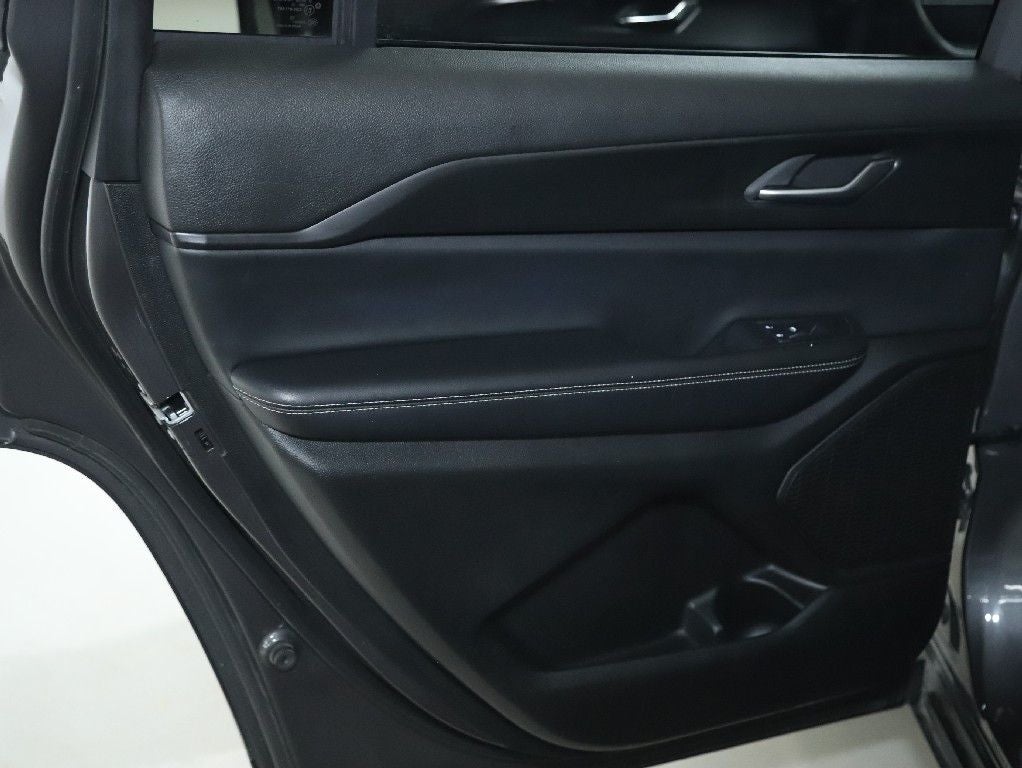 2024 Jeep Grand Cherokee L Altitude 4x4