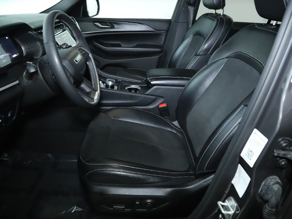 2024 Jeep Grand Cherokee L Altitude 4x4