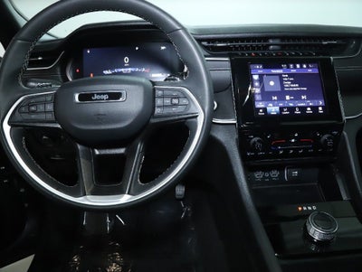 2024 Jeep Grand Cherokee L Altitude 4x4