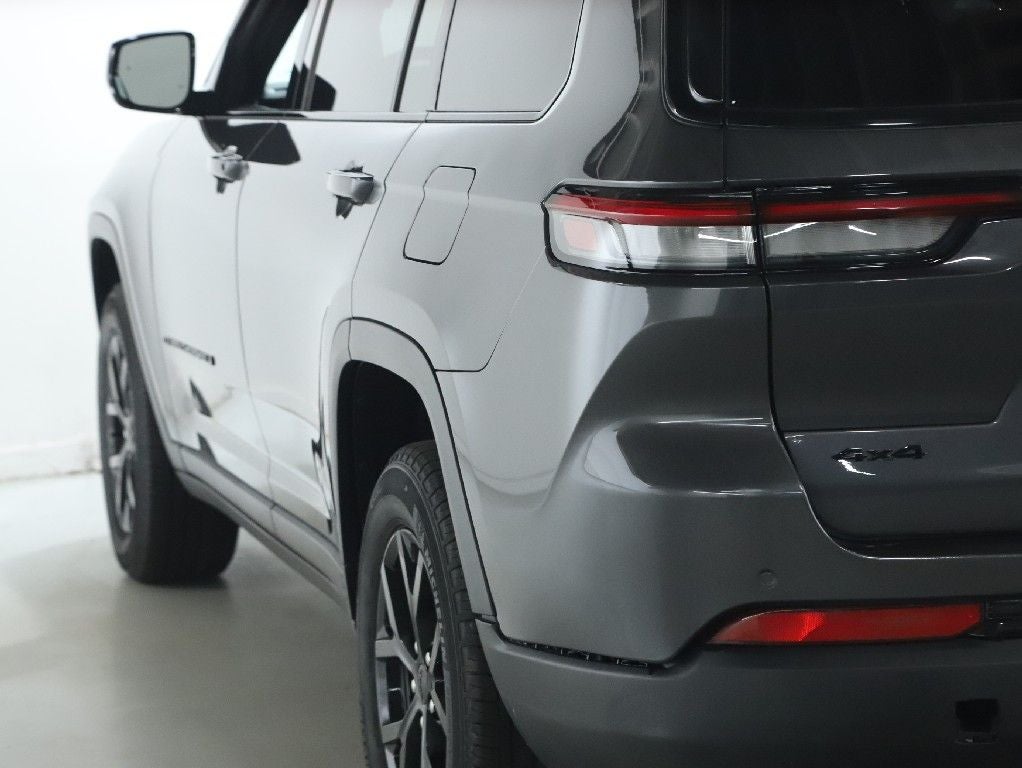 2024 Jeep Grand Cherokee L Altitude 4x4