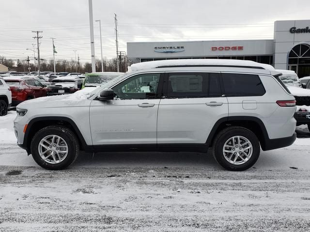 2025 Jeep Grand Cherokee GRAND CHEROKEE L LAREDO X 4X4