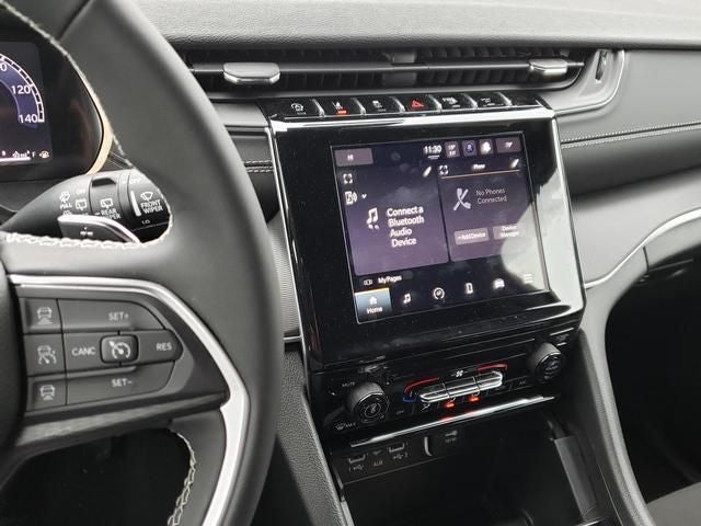 2025 Jeep Grand Cherokee GRAND CHEROKEE L LAREDO X 4X4