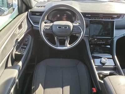 2025 Jeep Grand Cherokee GRAND CHEROKEE L LAREDO X 4X4