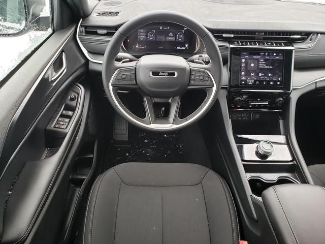 2025 Jeep Grand Cherokee GRAND CHEROKEE L LAREDO X 4X4