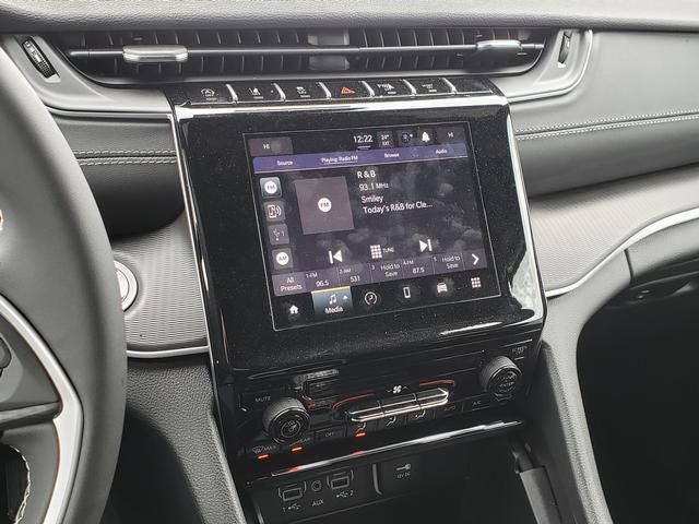 2025 Jeep Grand Cherokee GRAND CHEROKEE L LAREDO X 4X4