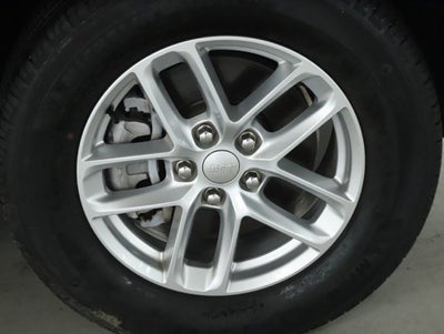 2022 Jeep Grand Cherokee L Laredo 4x4