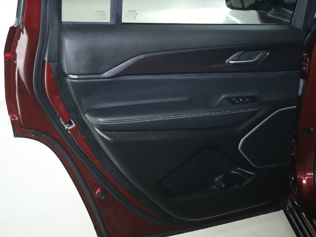 2022 Jeep Grand Cherokee L Laredo 4x4