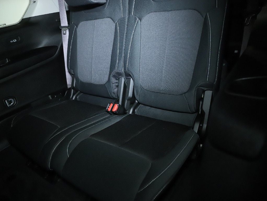 2022 Jeep Grand Cherokee L Laredo 4x4