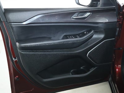 2022 Jeep Grand Cherokee L Laredo 4x4