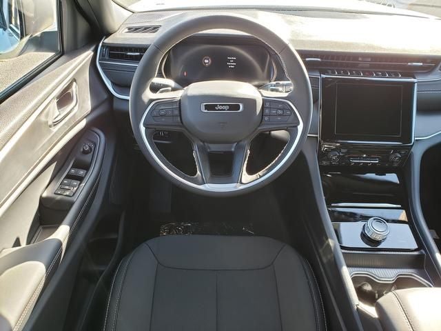 2025 Jeep Grand Cherokee GRAND CHEROKEE L LAREDO X 4X4