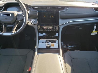 2025 Jeep Grand Cherokee GRAND CHEROKEE L LAREDO X 4X4