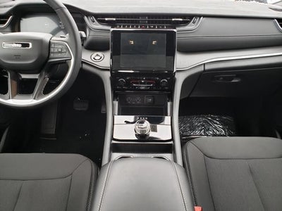 2025 Jeep Grand Cherokee GRAND CHEROKEE L LAREDO X 4X4