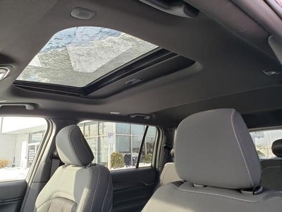 2025 Jeep Grand Cherokee GRAND CHEROKEE L LAREDO X 4X4