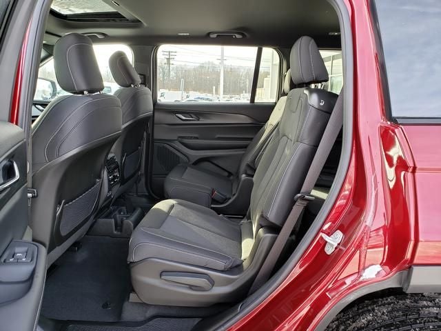 2025 Jeep Grand Cherokee GRAND CHEROKEE L LAREDO X 4X4