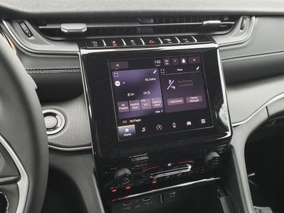 2025 Jeep Grand Cherokee GRAND CHEROKEE L LAREDO X 4X4