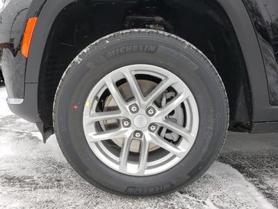 2025 Jeep Grand Cherokee GRAND CHEROKEE L LAREDO X 4X4