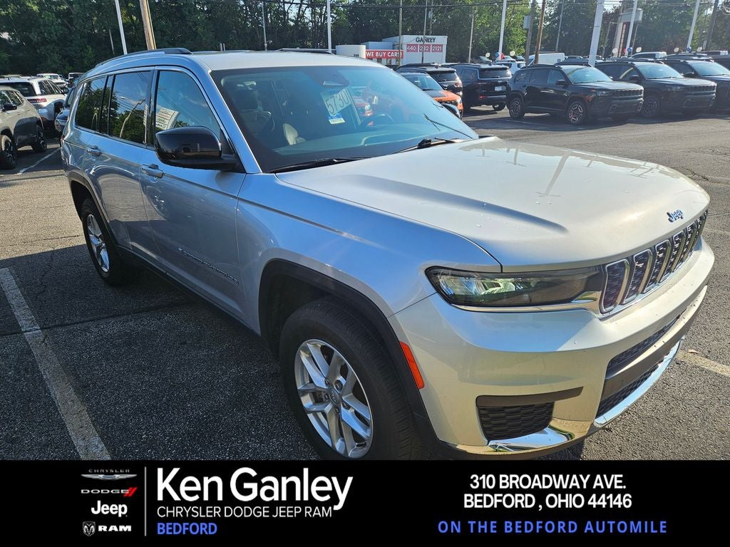 2022 Jeep Grand Cherokee L Laredo 4x4