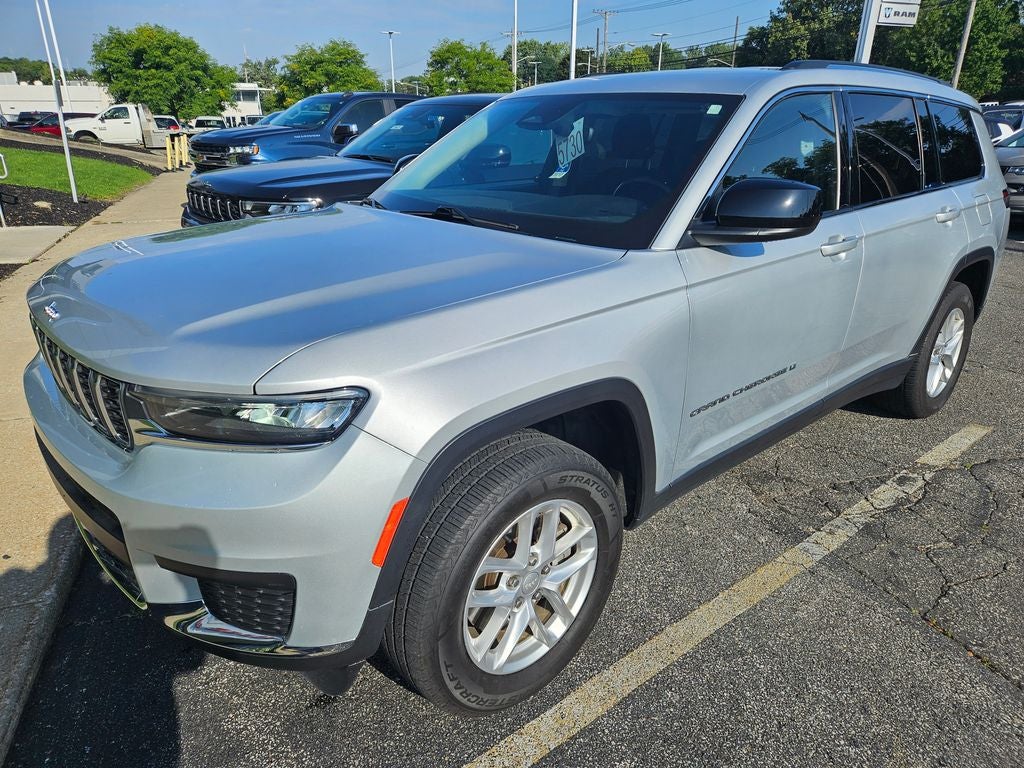 2022 Jeep Grand Cherokee L Laredo 4x4