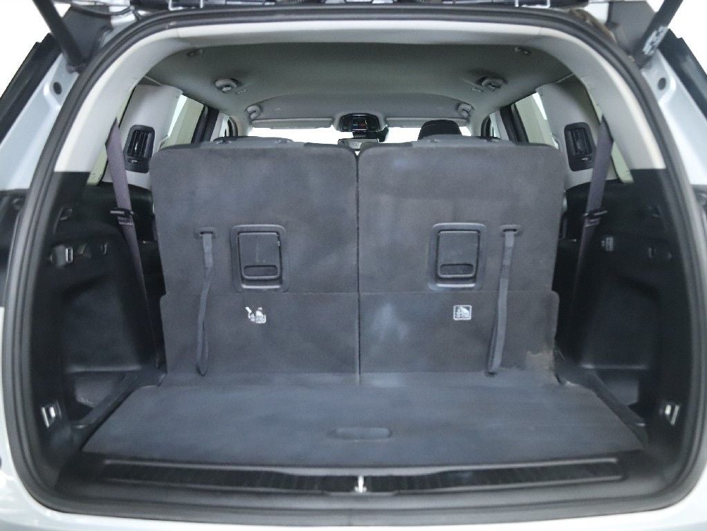 2022 Jeep Grand Cherokee L Laredo 4x4