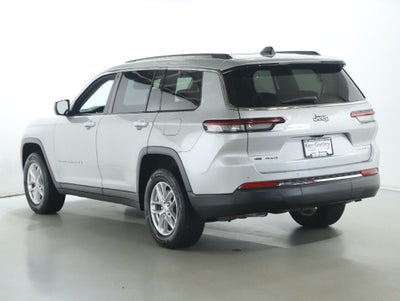 2022 Jeep Grand Cherokee L Laredo 4x4