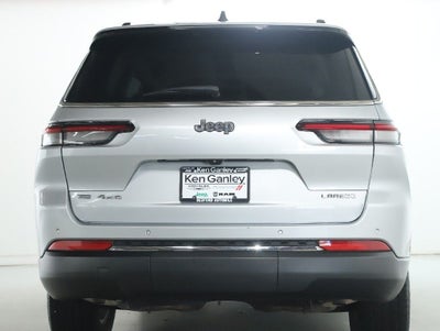 2022 Jeep Grand Cherokee L Laredo 4x4