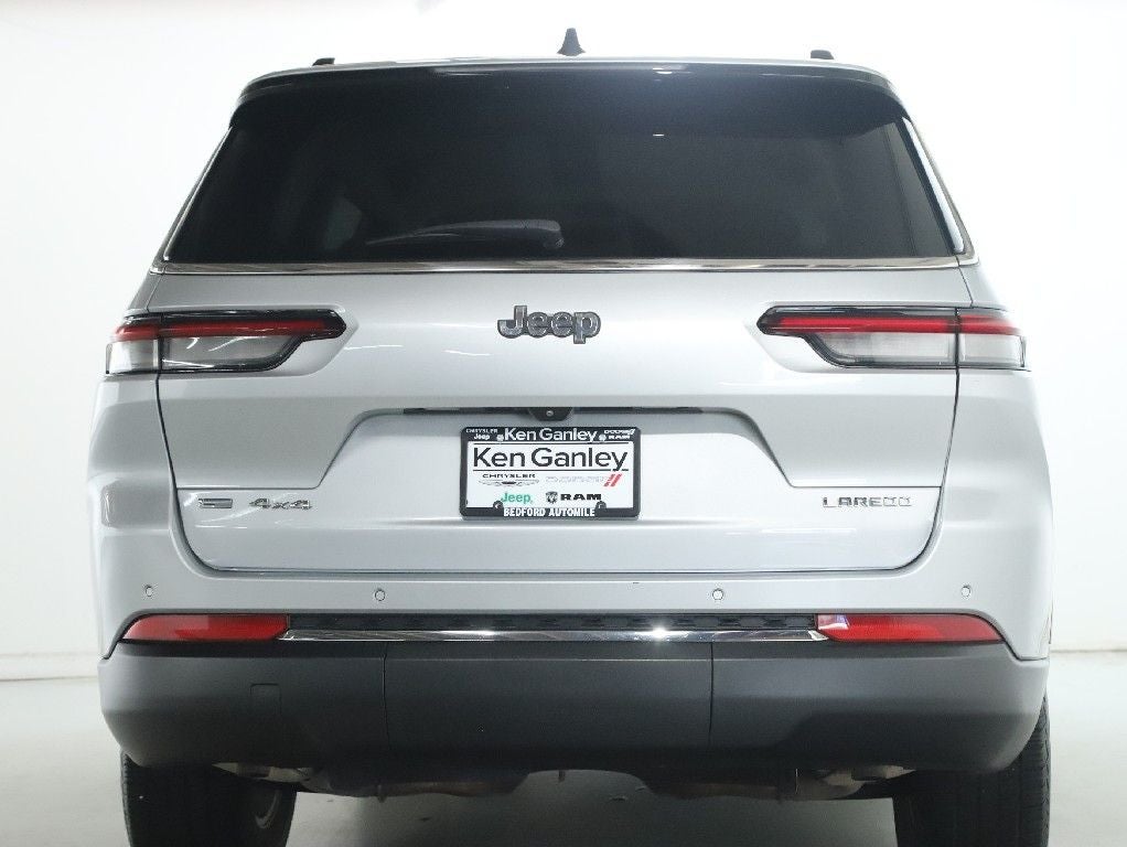 2022 Jeep Grand Cherokee L Laredo 4x4