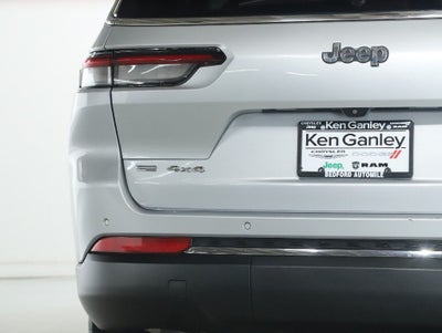 2022 Jeep Grand Cherokee L Laredo 4x4
