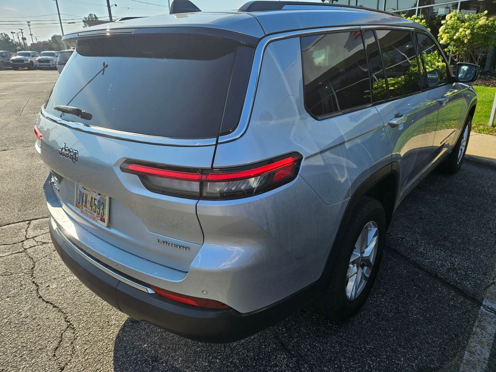 2022 Jeep Grand Cherokee L Laredo 4x4