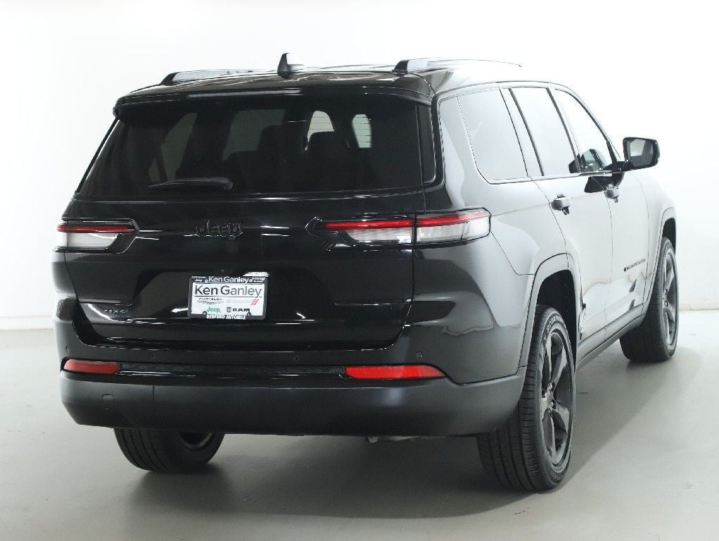 2023 Jeep Grand Cherokee L Altitude 4x4
