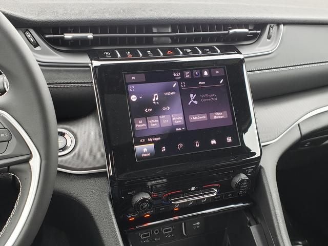 2025 Jeep Grand Cherokee GRAND CHEROKEE L LAREDO X 4X4