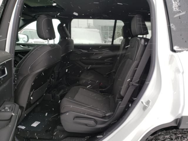 2025 Jeep Grand Cherokee GRAND CHEROKEE L LAREDO X 4X4