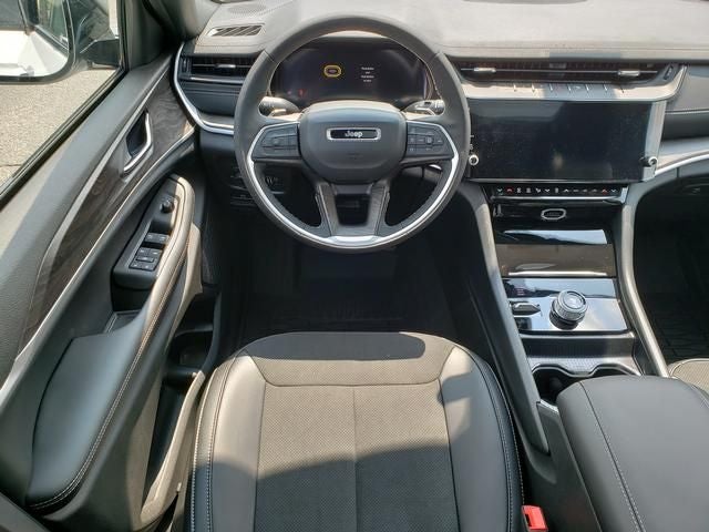 2026 Jeep Grand Cherokee GRAND CHEROKEE L LAREDO ALTITUDE 4X4