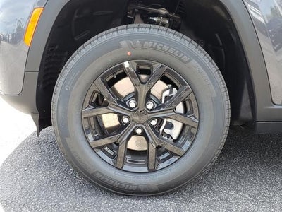 2026 Jeep Grand Cherokee GRAND CHEROKEE L LAREDO ALTITUDE 4X4