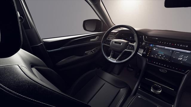 2026 Jeep Grand Cherokee GRAND CHEROKEE L LAREDO ALTITUDE 4X4