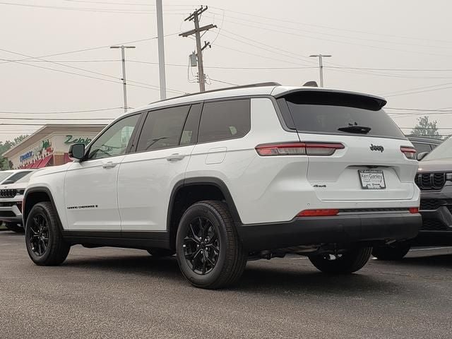 2026 Jeep Grand Cherokee GRAND CHEROKEE L LAREDO ALTITUDE 4X4