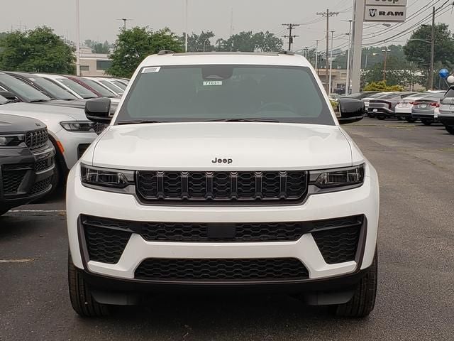 2026 Jeep Grand Cherokee GRAND CHEROKEE L LAREDO ALTITUDE 4X4