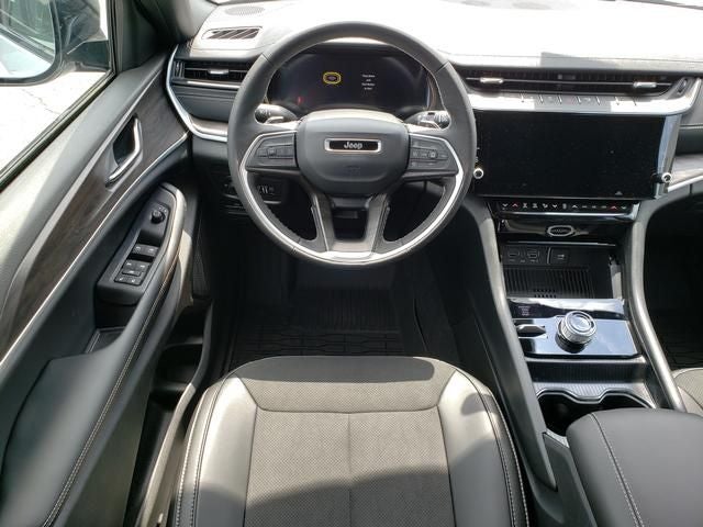 2026 Jeep Grand Cherokee GRAND CHEROKEE L LAREDO ALTITUDE 4X4