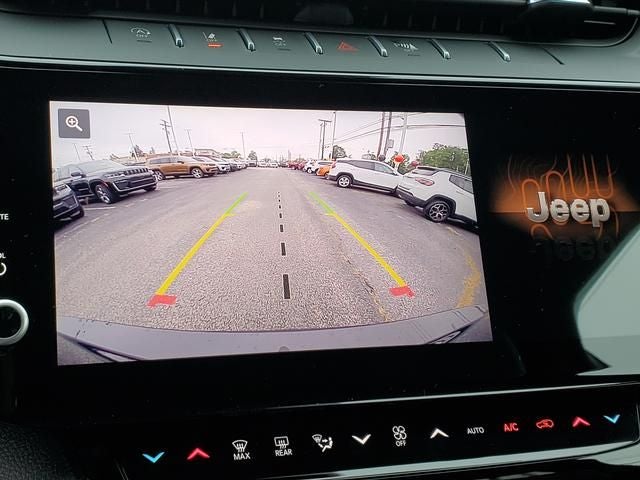 2027 Jeep Grand Cherokee L Laredo Altitude