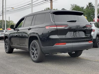 2027 Jeep Grand Cherokee L Laredo Altitude