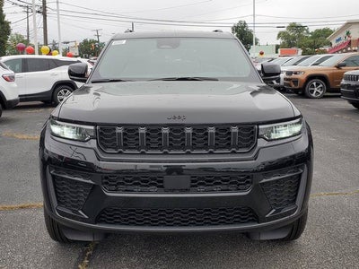 2027 Jeep Grand Cherokee L Laredo Altitude