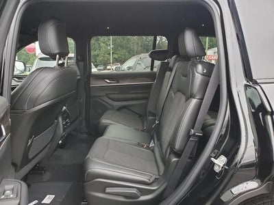 2027 Jeep Grand Cherokee L Laredo Altitude