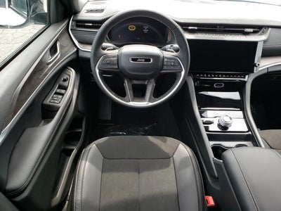 2026 Jeep Grand Cherokee GRAND CHEROKEE L LAREDO ALTITUDE 4X4