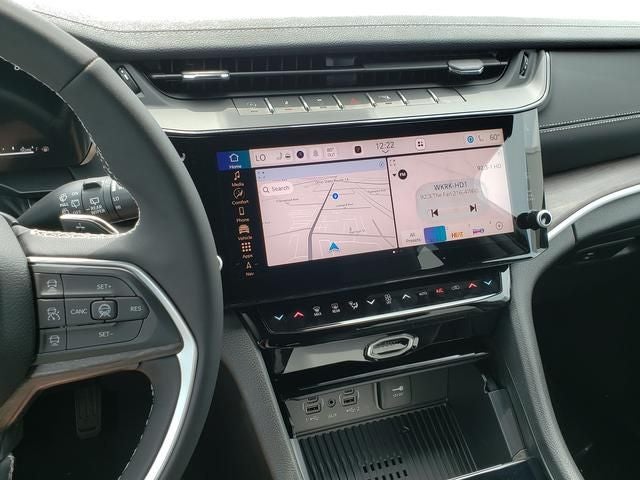 2026 Jeep Grand Cherokee GRAND CHEROKEE L LAREDO ALTITUDE 4X4