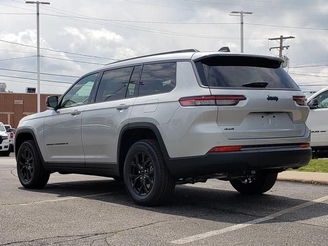 2026 Jeep Grand Cherokee GRAND CHEROKEE L LAREDO ALTITUDE 4X4